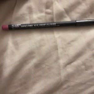 Mac prolong lip pencil